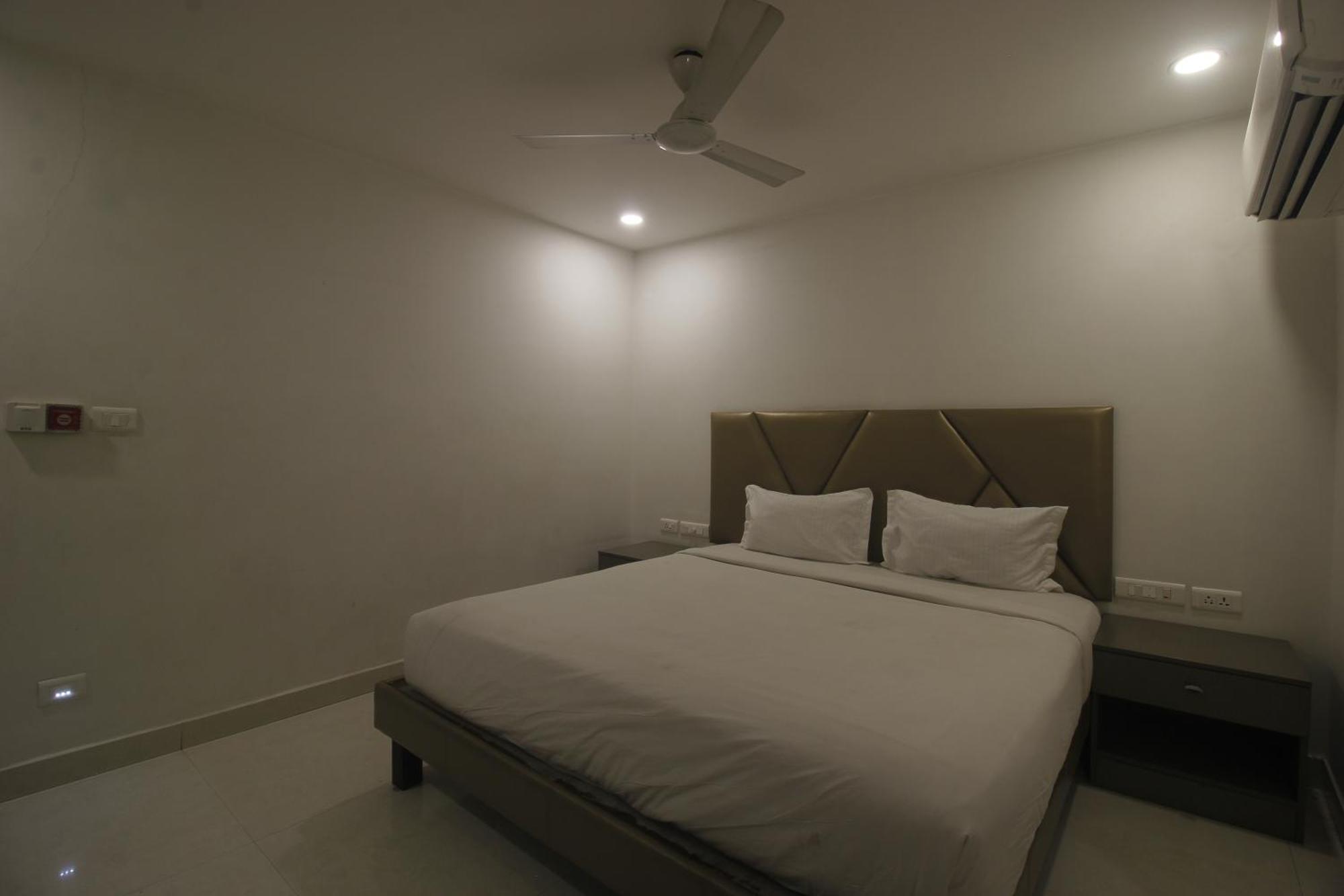Hotel Ssr Grand Hyderabad Exterior photo