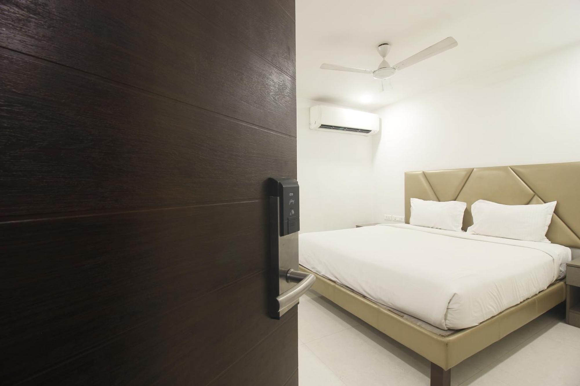 Hotel Ssr Grand Hyderabad Exterior photo