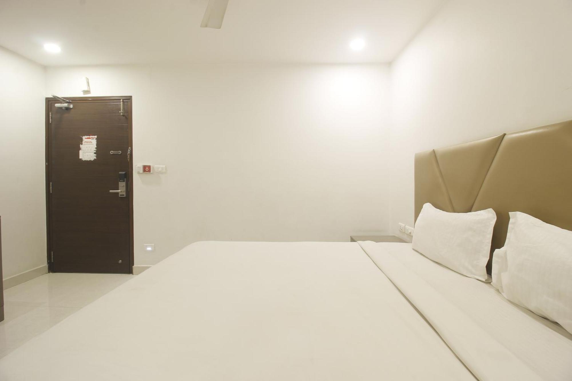 Hotel Ssr Grand Hyderabad Exterior photo