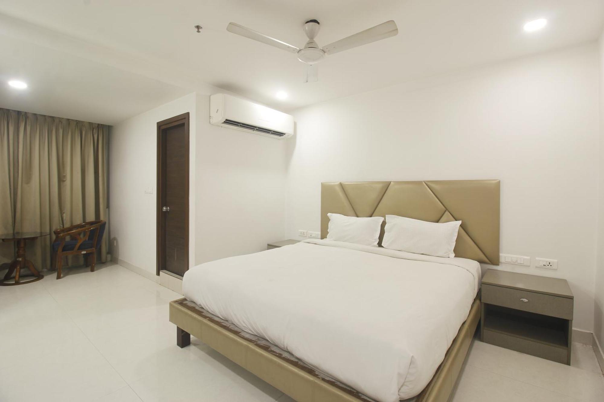 Hotel Ssr Grand Hyderabad Exterior photo