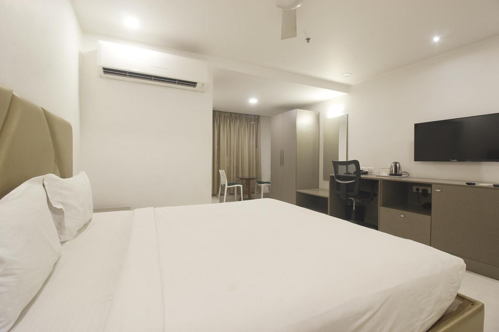 Hotel Ssr Grand Hyderabad Exterior photo