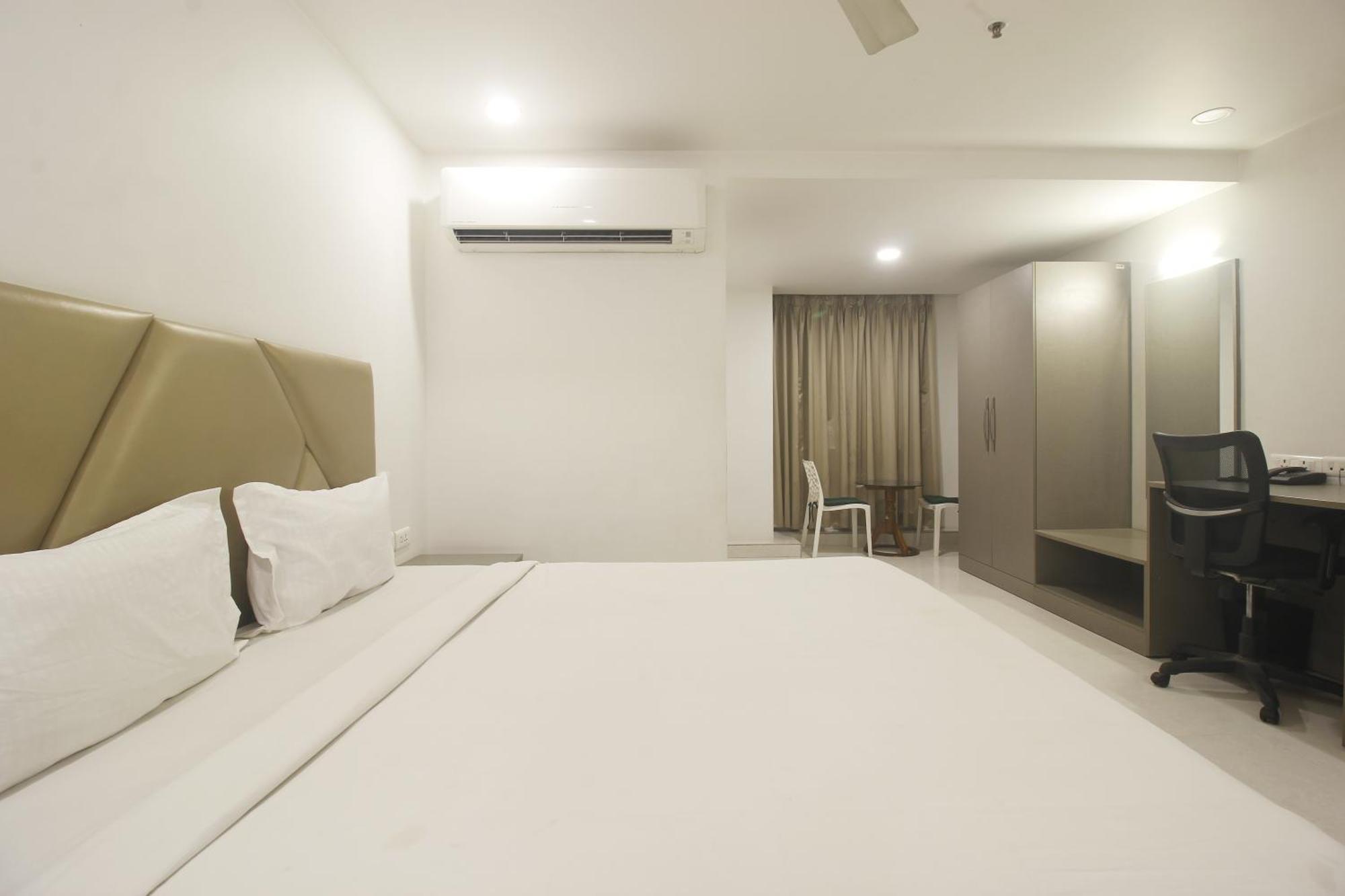 Hotel Ssr Grand Hyderabad Exterior photo